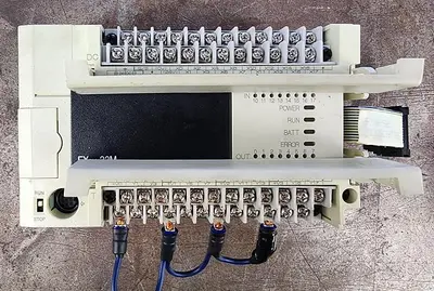 USED MITSUBISHI FX3U-32MT/DSS