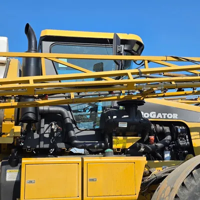 2005 AG-CHEM ROGATOR 1064 SPRAYER SELF PROPELLED | Iron Listing (30)