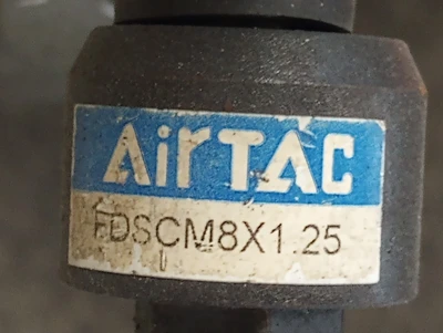 CUSTOM LABELING TOOL  WITH SENSOR & CYCLINDER