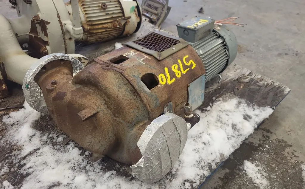 USED INGERSOLL RAND CHEMLINER 4X3X8 VOC
