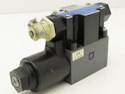 Tokyo Tokimec DG4V-3-2A-M-P7-H-7-54 Directional Control Solenoid Valve 24VDC