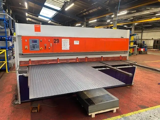 Used BYSTRONIC VR 6.5-31 Power Squaring Shears (Inch) GB | Zebra Worldwide Machinery #1146217