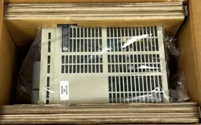 NEW ORMEC / YASKAWA SAC-J2305601 SERVO DRIVE