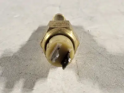 USED DEUTZ 01182708