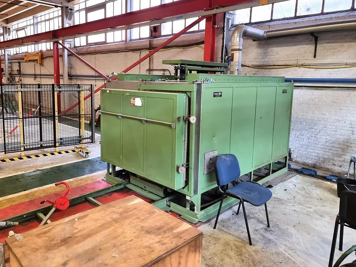 USED H&C FOURS 400° C