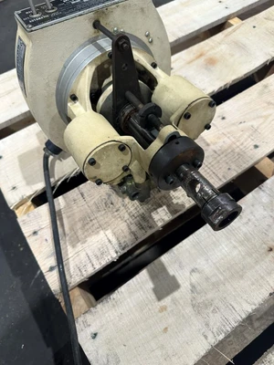 PROCUNIER NO.3 1/2" LEAD SCREW TAPPING HEAD