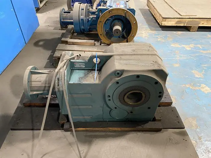 Used DODGE QUANTIS GEAR REDUCER Gearboxes Ohio US | World Equipment and Machine Sales #394821