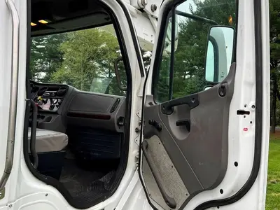 Used 2018 FREIGHTLINER M2 106 Tractors & Trailers Pennsylvania US | Monster Equipment #1370991