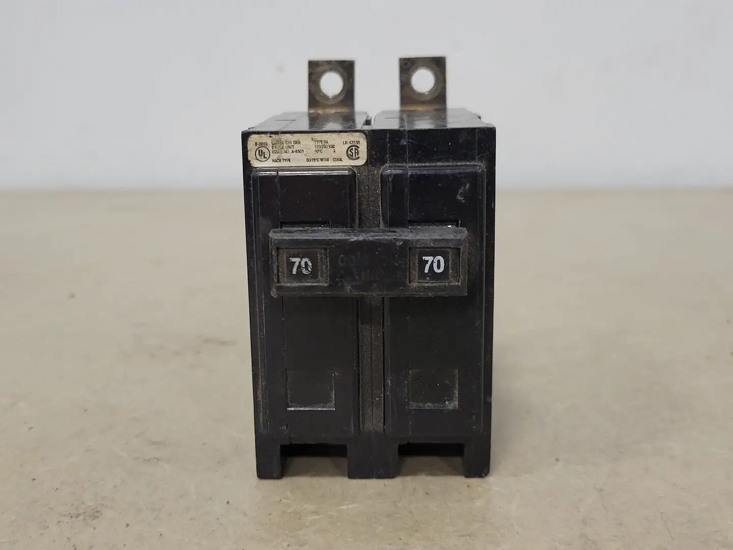 USED CUTLER-HAMMER BA270