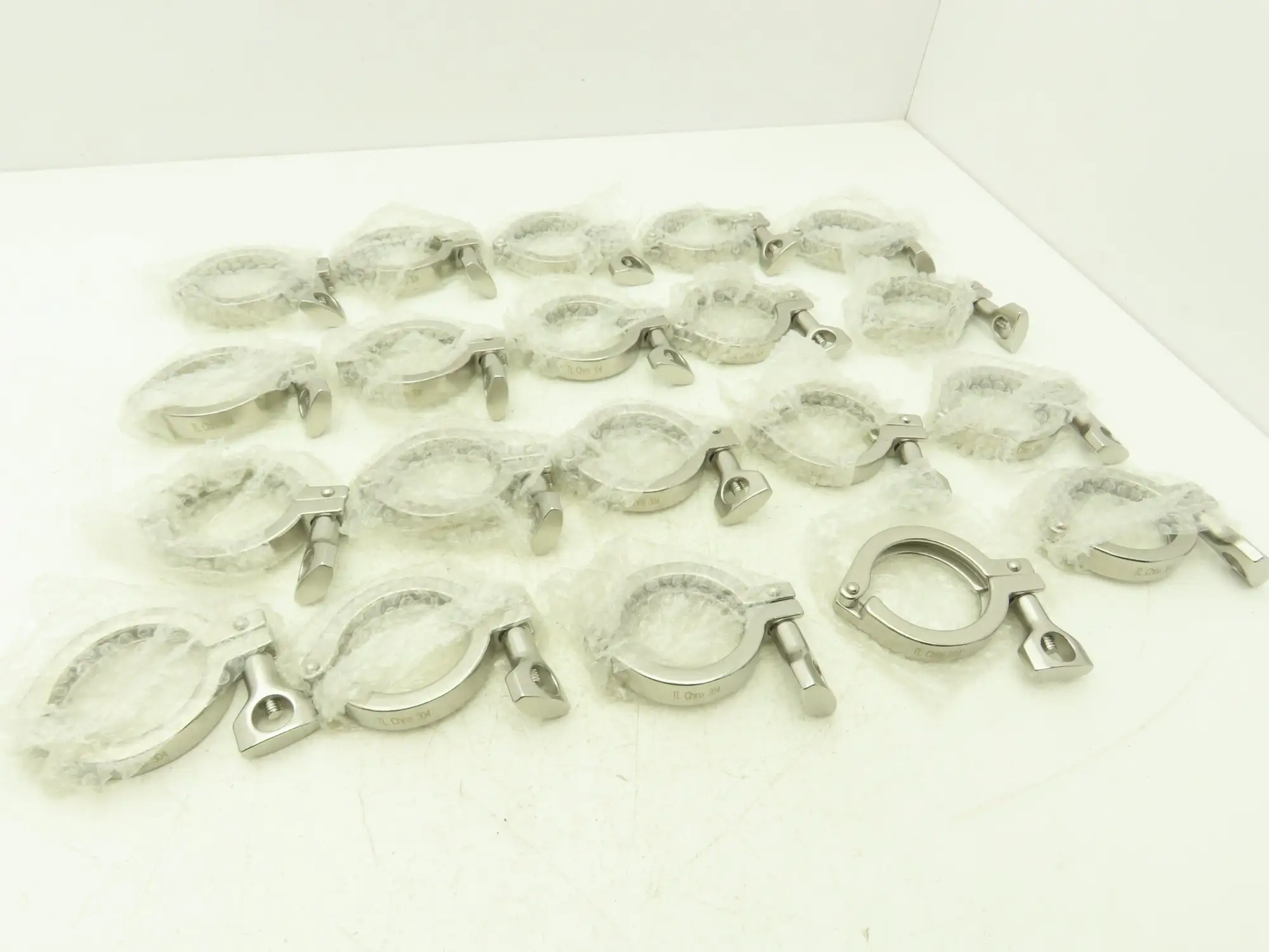 TL China 2" Steel Bolted Sanitary Clamp 304SS 2" Pipe Flange Dia 2.5" Lot of 20