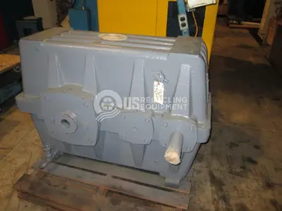 USED DAVIS STANDARD 450 S D8856 EXTRUDER GEAR BOX