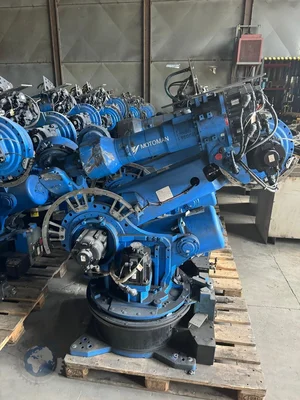 Used 2010 YASKAWA MOTOMAN ES 200 D Robots SK | F.M.T. Group s.r.o. #1253215