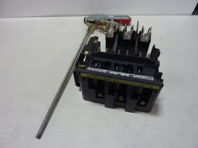 USED ALLEN BRADLEY 1494V-DS30 SER A
