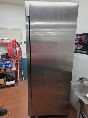 Used Maxx Cold _UNKNOWN_ Refrigerators Illinois US | Falcon Restaurant Supply #1411541
