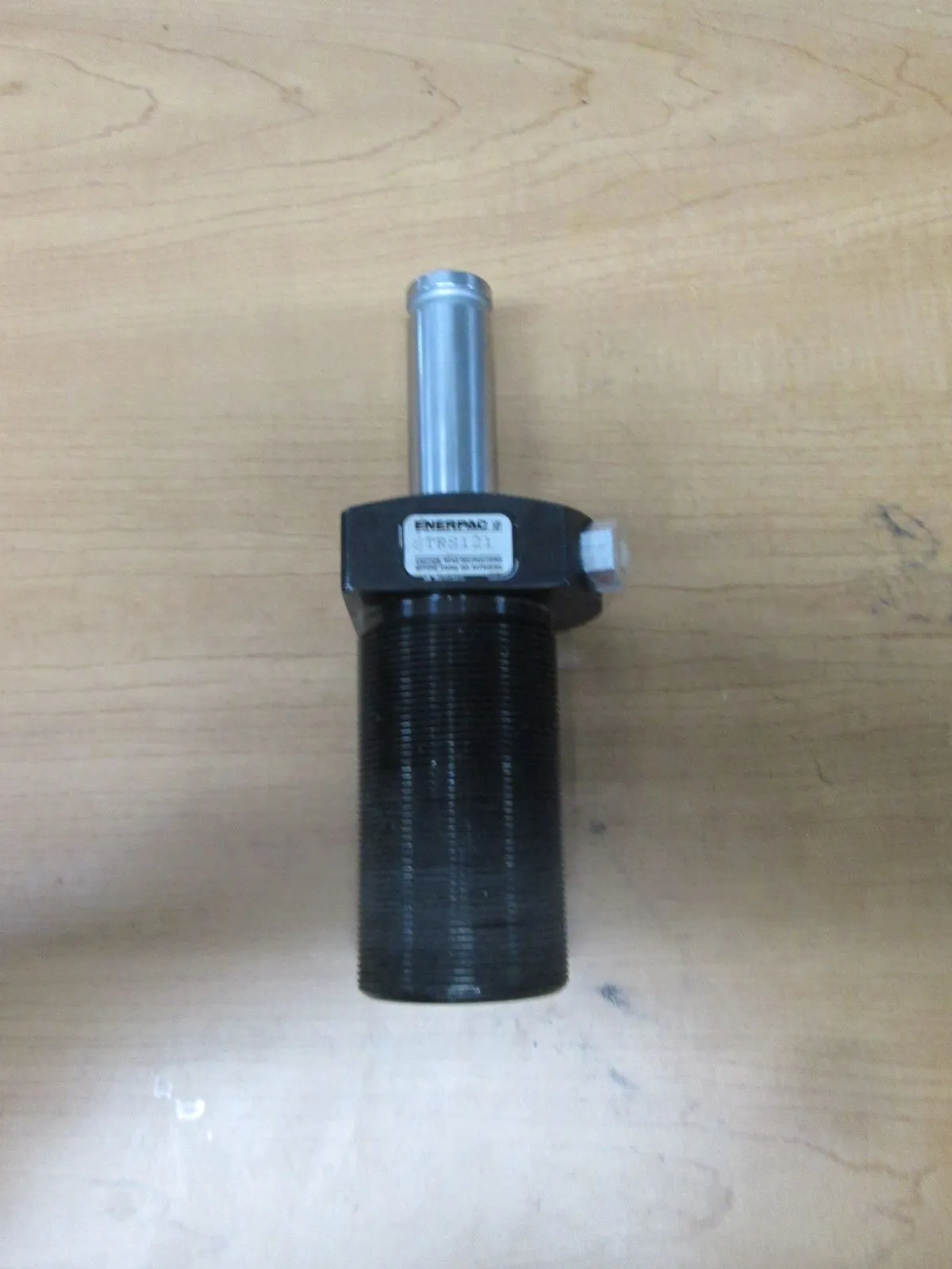 USED ENERPAC STRS121