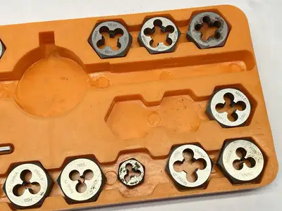 1011-0005 Tap & Die Set 3mm-12mm MISSING PARTS