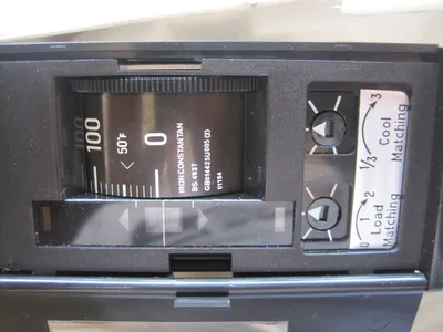 NEW EUROTHERM TEM CONTROLLER 2PC110C273-6105