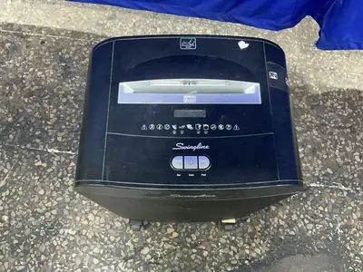 Used SWINGLINE DX2019 Paper Shredders Ohio US | HGR 24 #1305232