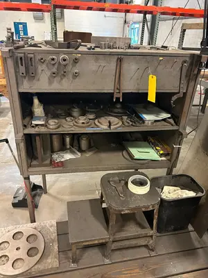 Used _UNKNOWN_ _UNKNOWN_ Vertical Universal Grinders Virginia US | Myron Bowling Auctioneers Inc #1553408