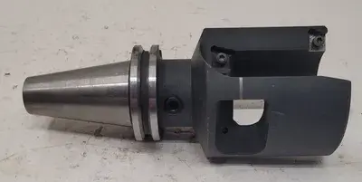 USED KENNAMETAL CB1074355