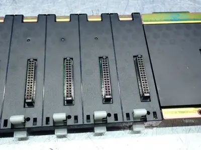 Used OMRON C200HWBC101V1 PLC Expansion Units Ohio US | HGR 24 #751722