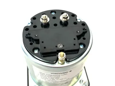 USED YOKOGAWA PANEL METER 0-300VDC NEEDS NEW FRONT PLASTIC SHIELD/FACE