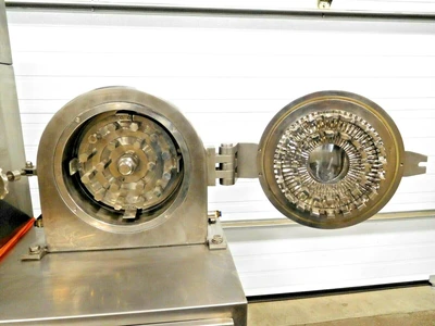 Used Jiangyin Baoli JB-30-B Dust Collectors Ohio US | Equipment Recovery Corp. #1331378