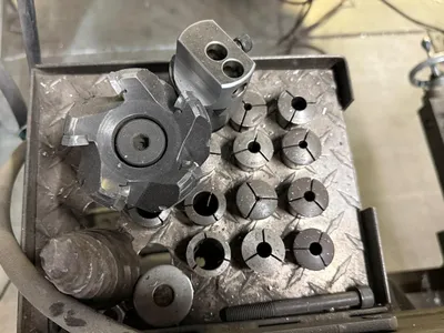 EX-CELL-O 602 Milling Machines | ListingHippo (4)