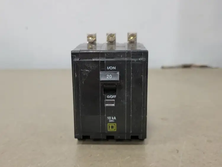 Used SQUARE D QOB320 Switchgears British Columbia CA | Lenmark #239674