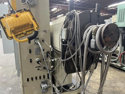 4.5" Diamond America Extruder, 32:1 L/D, 200 HP