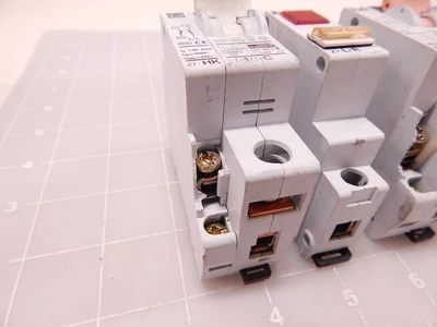 Used F&G _UNKNOWN_ Circuit Breakers Texas US | OCO Industrial #1690205