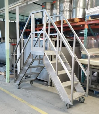 Stairs over pass in stainless steel  # 1007