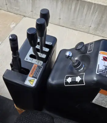 Used 2009 BENDI B30-42E180D Narrow Aisle Forklifts Pennsylvania US | National Lift Equipment #1502547