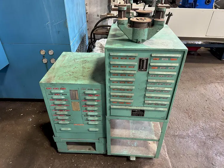 Used STRIPPIT _UNKNOWN_ Punches & Dies Ohio US | Yoder Brothers machinery #444213