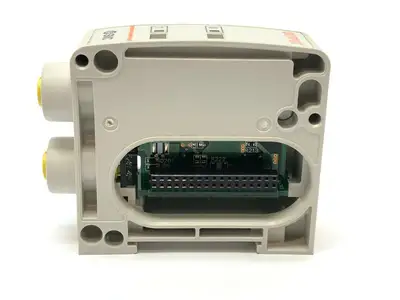 Used SMC SERIAL INTERFACE OUTPUT UNIT PLC Ethernet Equipment | Maverick Industrial Sales #1114878