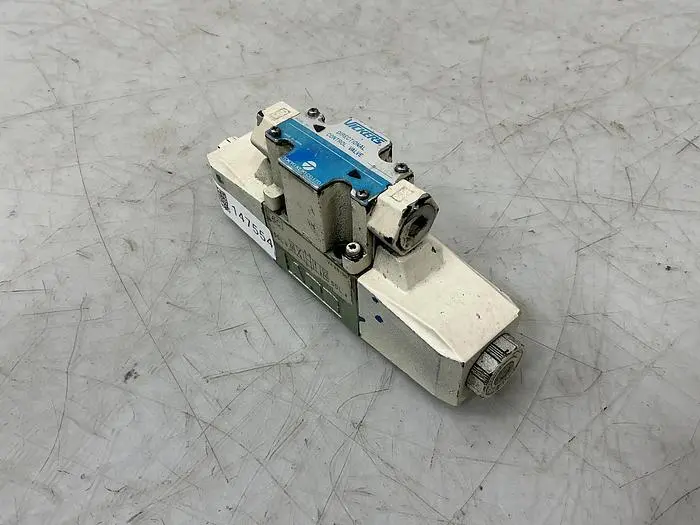 Used VICKERS DG4V-3-6C-M-P7-H-7-50-JA100 Valves/Fittings Michigan US | Ideal Machinery #693720