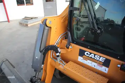 Used 2023 CASE TV620B Compact Track Loaders Pennsylvania US | Zimmerman Farm Service #1409880