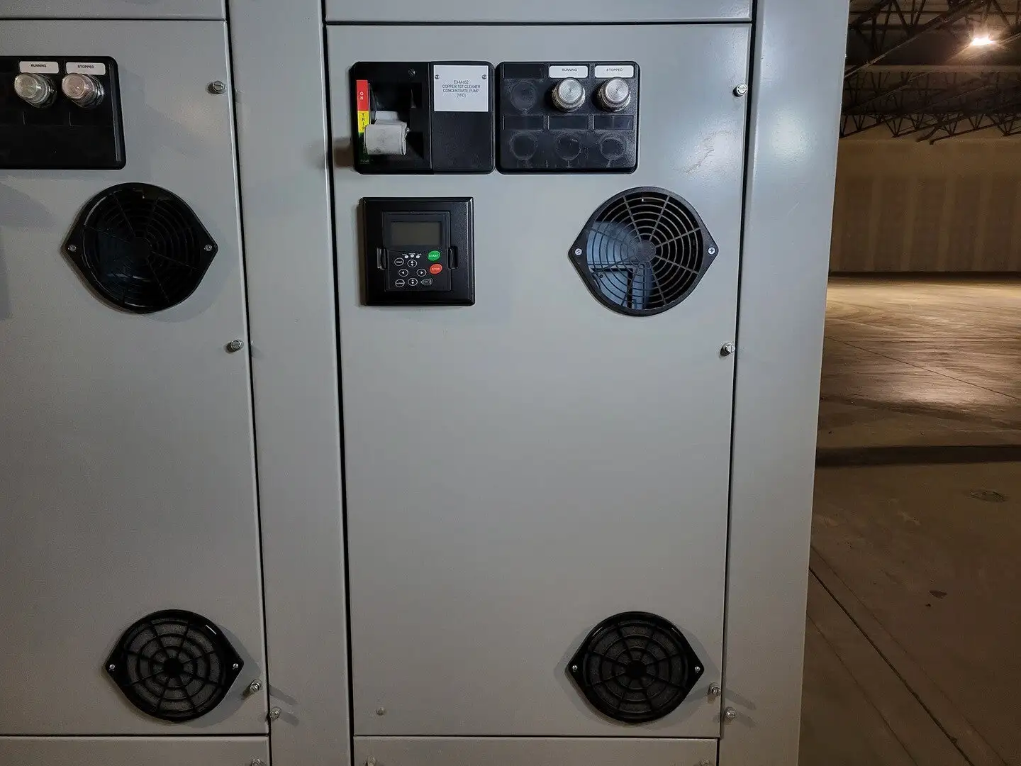 Used EATON SVX004A1-5A4N1 Switchgears British Columbia CA | Lenmark #240331