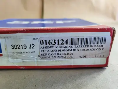 NEW SKF 30219 J2