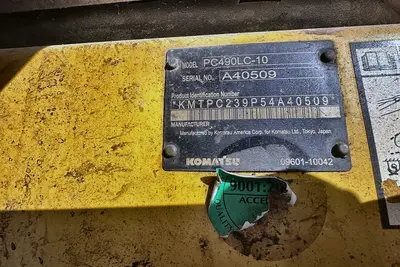 Used 2014 KOMATSU PC490LC-10 Excavators Pennsylvania US | Proxy Equipment #1383045