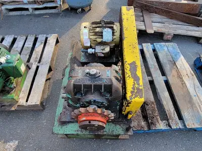 240/480 Volts, 1750 Rpm,184T Gearbox Motor