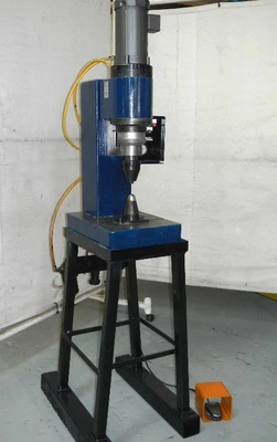 USED 2000 Taumel T-501