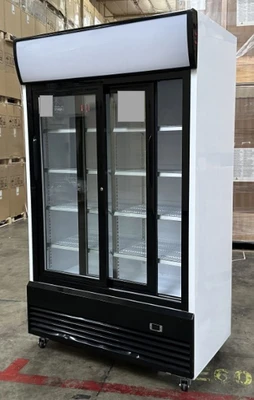 171-0054 48” Self Contained Glass Sliding 2 Door Cooler