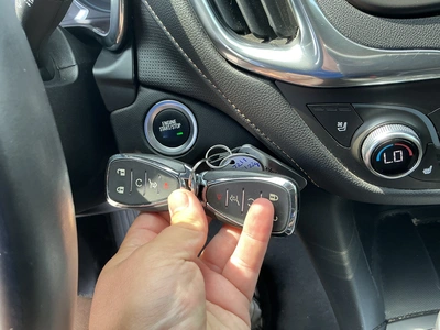 USED 2019 CHEVROLET EQUINOX