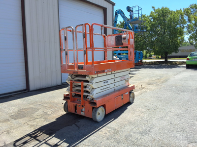 USED 2017 Snorkel S4732E