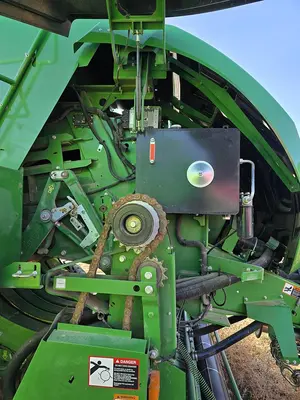 USED 2022 JOHN DEERE L341