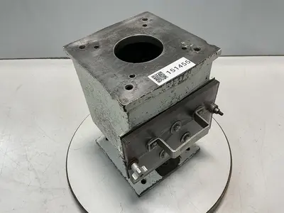 USED METAL FABRICATOR NO MODEL / NO TAG
