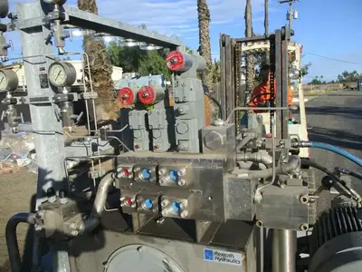 15 GPM Rexroth #HS43-A1-5172-D, 4000 psi, hydraulic pump, 200 gallon capacity