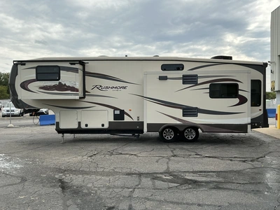 Used 2012 CROSSROADS RUSHMORE 34SB Campers, Caravans, Motorhomes Michigan US | Miedema Asset Management Group #1406929