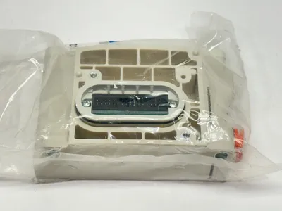 VVQC2000-3A-1-N11-S | SMC  Pneumatic Manifold End Plate 5-Port - New